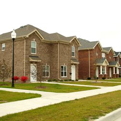 beautiful building at Esmerald Spring Townhomes, Detroit, MI
