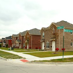 beautiful building at Esmerald Spring Townhomes, Detroit, MI